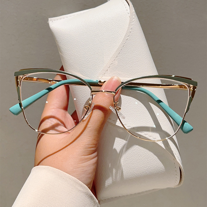 最新トレンドのキャットアイ型、ブルーライトカットメガネフレー - Men'S Fashion Non Prescription Glasses のレビューと価格